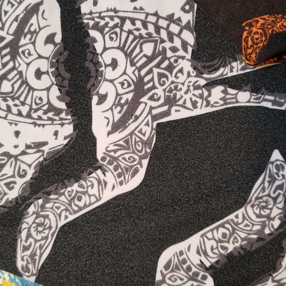 Bundle of camel print leggings TC - Picture 2 of 10